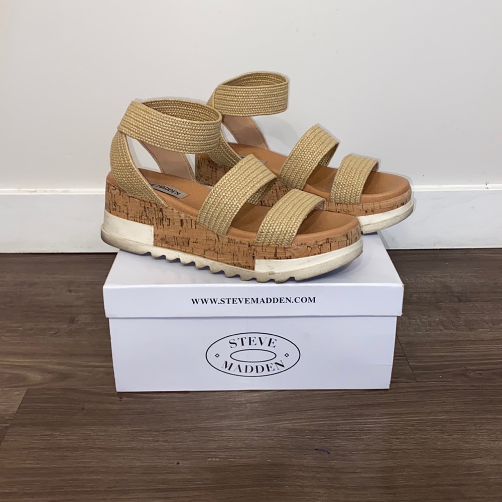 Steve Madden Platform Sandals